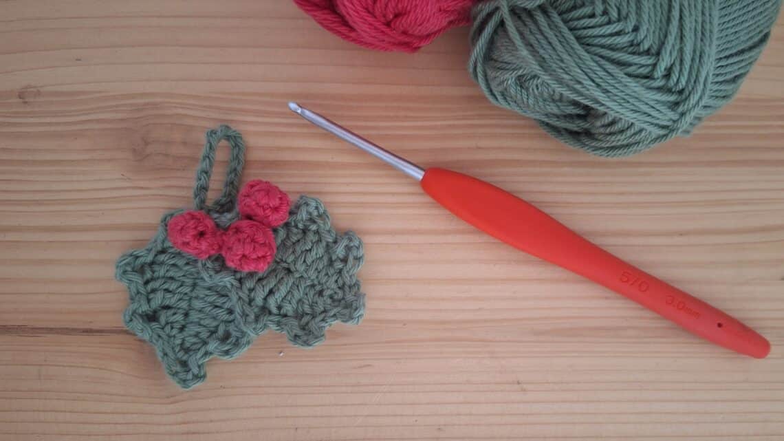 crocheter une feuille de houx facile