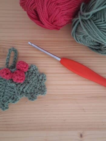 crocheter une feuille de houx facile